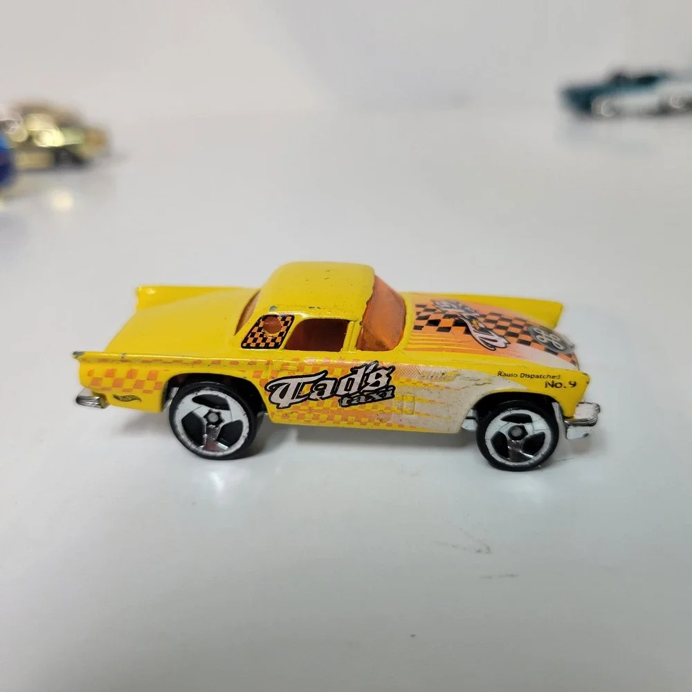 Hot Wheels 56 Ford T-Bird Tads Taxi Yellow‎ Diecast Car 1977 Vintage